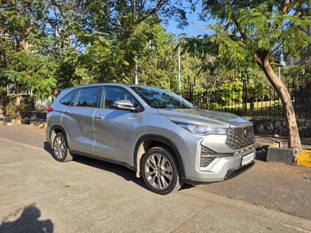 Second-hand 2024 Toyota Innova Hycross ZX(O) Hybrid for sale in Mumbai-7