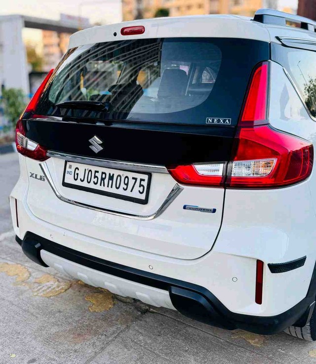 Maruti Suzuki XL6 Zeta Second-hand 2021 Maruti Suzuki XL6 Zeta for sale in Surat-3