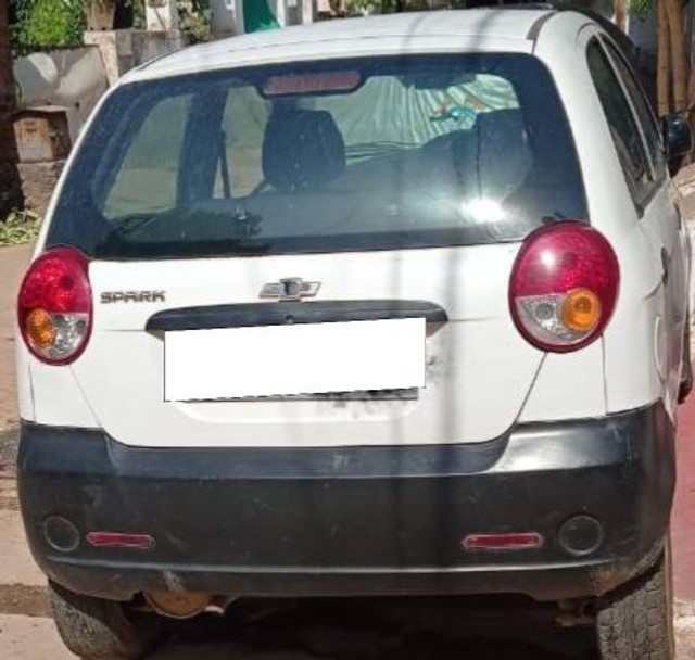 Second-hand 2011 Chevrolet Spark 1.0 LS for sale in Gwalior-2