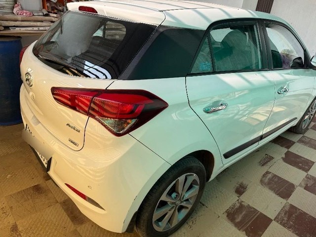 Second-hand 2015 Hyundai i20 Asta 1.4 CRDi for sale in Sirsa-3