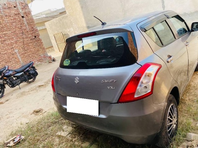 Second-hand 2017 Maruti Swift LXI Optional-O for sale in Mansa-1