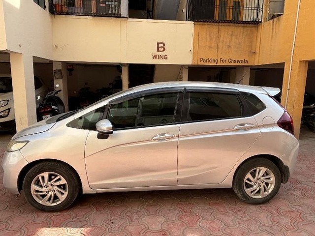 Second-hand 2016 Honda Jazz 1.5 VX i DTEC for sale in Aurangabad-7
