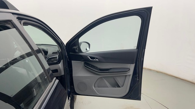 Second-hand 2021 Tata Tiago XZA AMT for sale in Kolkata-16