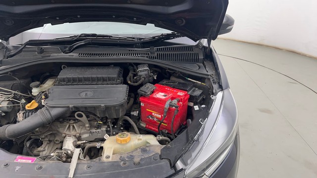 Second-hand 2021 Tata Tiago XZA AMT for sale in Kolkata-37