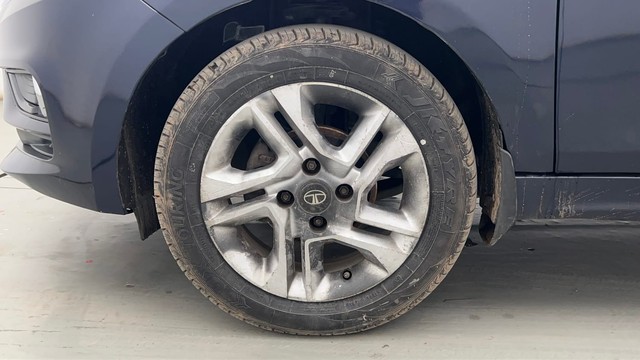 Second-hand 2021 Tata Tiago XZA AMT for sale in Kolkata-20