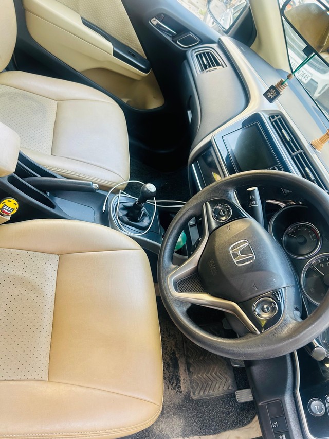 Second-hand 2017 Honda City i DTec SV for sale in Ahmedabad-1