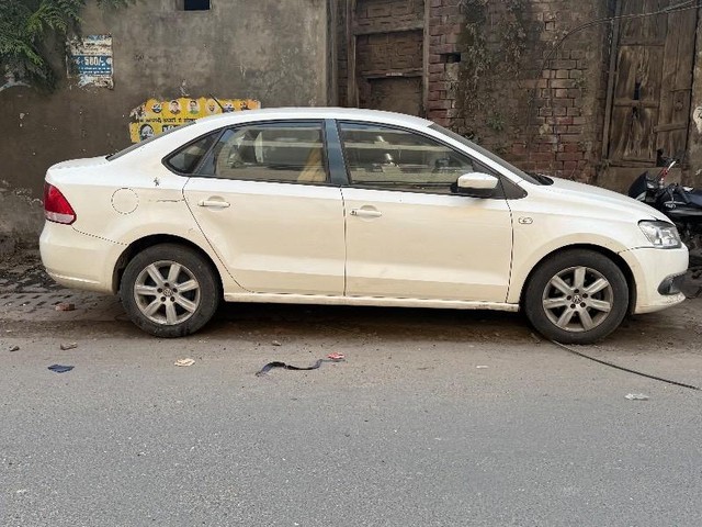 Second-hand 2011 Volkswagen Vento Diesel Breeze for sale in Ludhiana-6