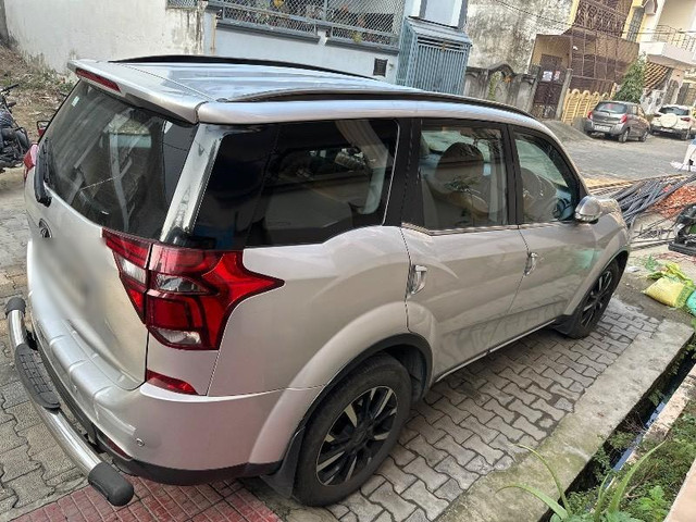 Second-hand 2018 Mahindra XUV500 W11 FWD Diesel for sale in Moradabad-1