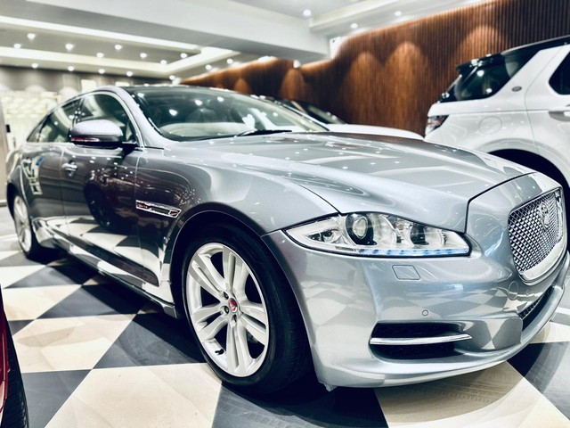 Second-hand 2016 Jaguar XJ 3.0L Portfolio for sale in New Delhi-6