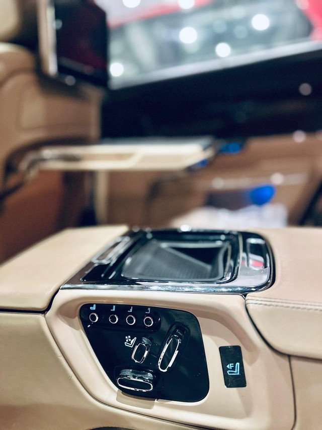 Second-hand 2016 Jaguar XJ 3.0L Portfolio for sale in New Delhi-11