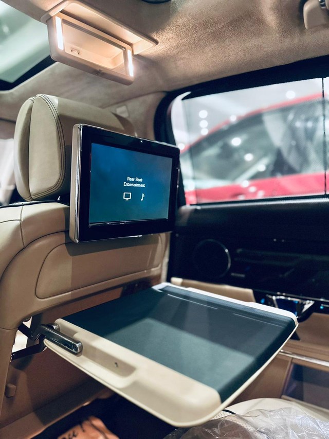 Second-hand 2016 Jaguar XJ 3.0L Portfolio for sale in New Delhi-14