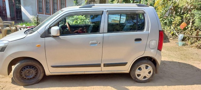 Second-hand 2016 Maruti Wagon R VXI BS IV for sale in Guwahati-2