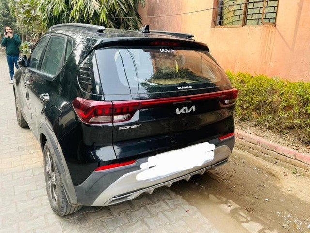 Second-hand 2023 Kia Sonet HTX Diesel BSVI for sale in New Delhi-2