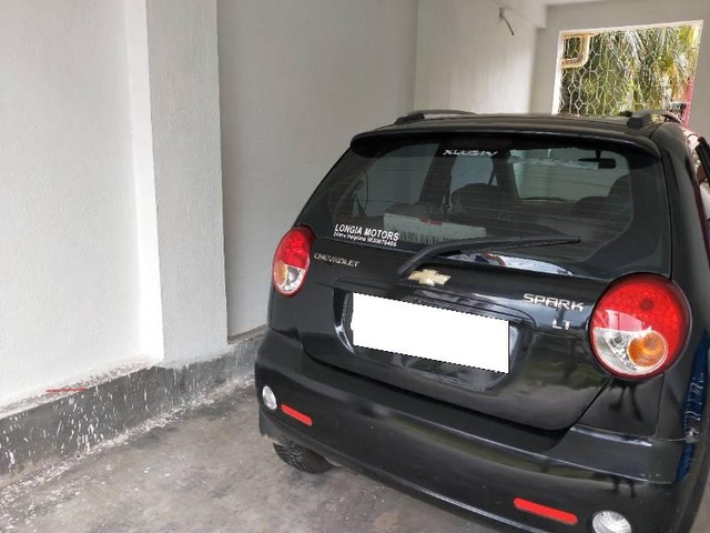Second-hand 2009 Chevrolet Spark 1.0 LT for sale in Kolkata-1