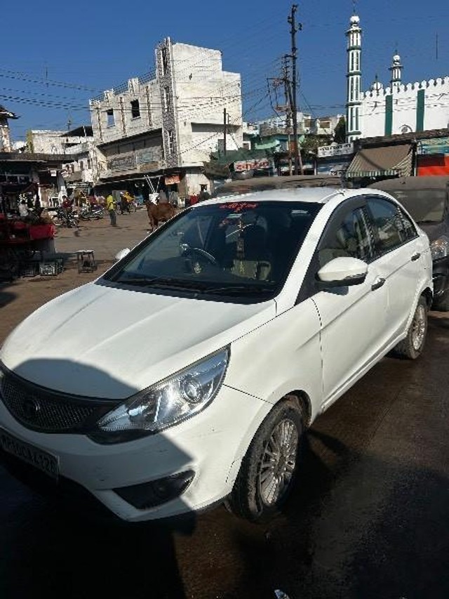 Second-hand 2016 Tata Zest Quadrajet 1.3 XMA for sale in Khargone-4