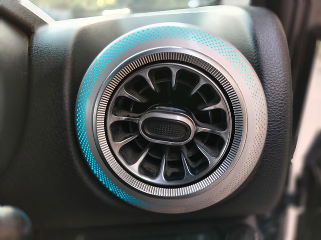 Second-hand 2024 Mahindra Thar LX Convert Top Diesel for sale in Kolkata-17