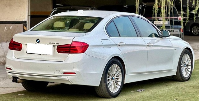 Second-hand 2016 BMW 3 Series 320d for sale in Mumbai-15