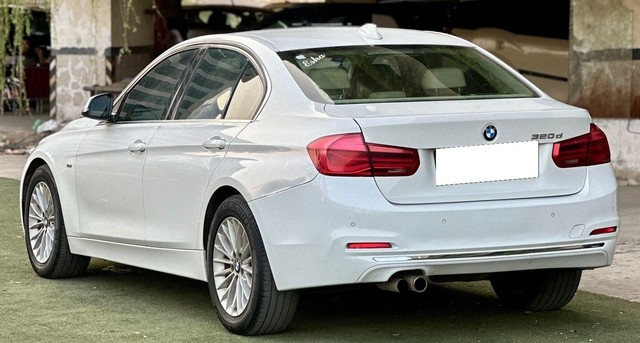 Second-hand 2016 BMW 3 Series 320d for sale in Mumbai-14