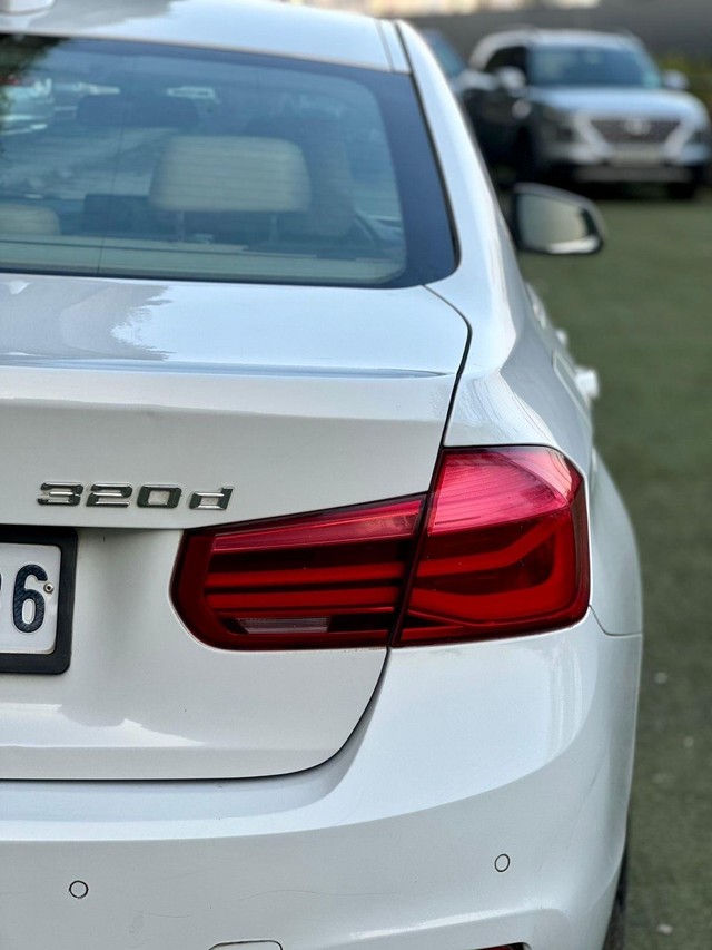 Second-hand 2016 BMW 3 Series 320d for sale in Mumbai-1
