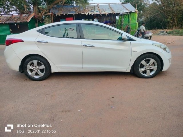 Second-hand 2012 Hyundai Elantra CRDi SX for sale in Bhubaneswar-6