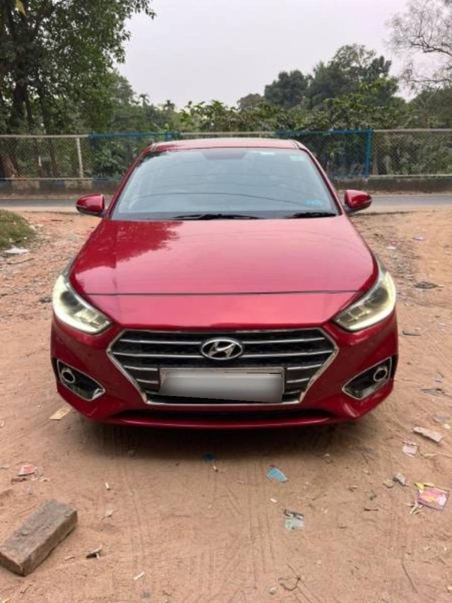 Second-hand 2019 Hyundai Verna VTVT 1.6 AT SX Option for sale in North 24 Parganas-11