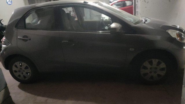 Second-hand 2016 Honda Brio S MT for sale in Surat-1