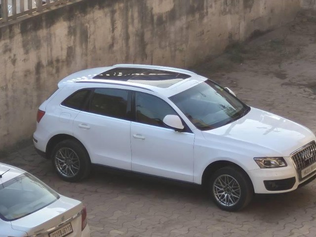 Second-hand 2010 Audi Q5 2.0 TFSI Quattro for sale in Raipur-2