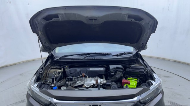 Second-hand 2018 Honda Amaze V CVT Diesel for sale in Hyderabad-8