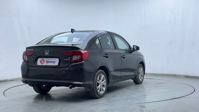 Second-hand 2018 Honda Amaze V CVT Diesel for sale in Hyderabad-3