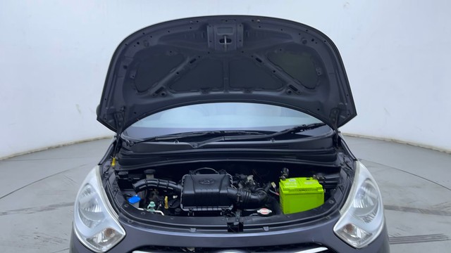 Second-hand 2016 Hyundai i10 Magna 1.1 for sale in Hyderabad-8