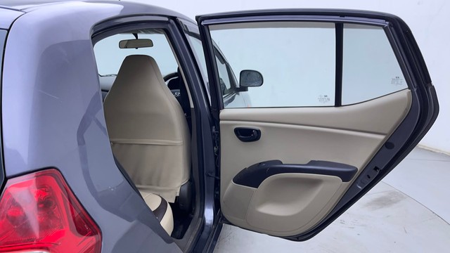 Second-hand 2016 Hyundai i10 Magna 1.1 for sale in Hyderabad-38