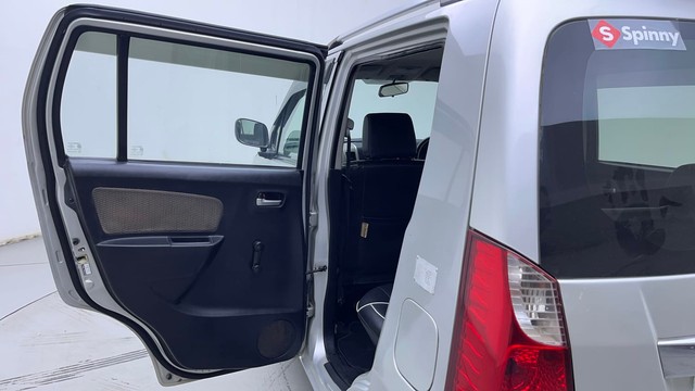 Second-hand 2013 Maruti Wagon R LXI CNG for sale in Hyderabad-33