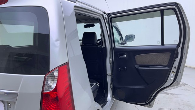 Second-hand 2013 Maruti Wagon R LXI CNG for sale in Hyderabad-32