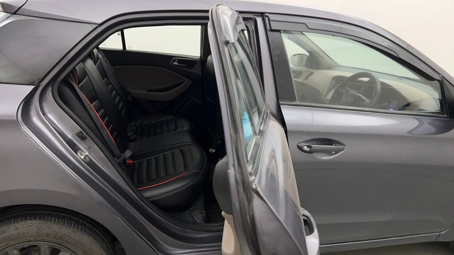 Second-hand 2018 Hyundai i20 1.2 Asta for sale in Thane-32