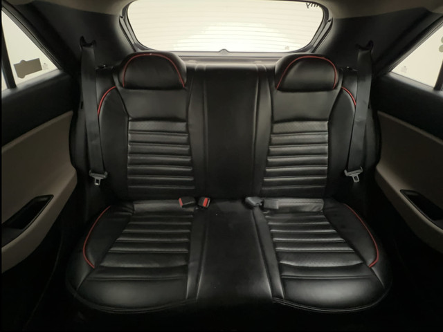 Second-hand 2018 Hyundai i20 1.2 Asta for sale in Thane-34