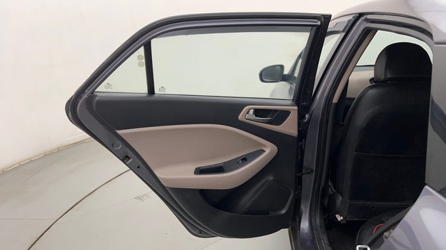 Second-hand 2018 Hyundai i20 1.2 Asta for sale in Thane-25