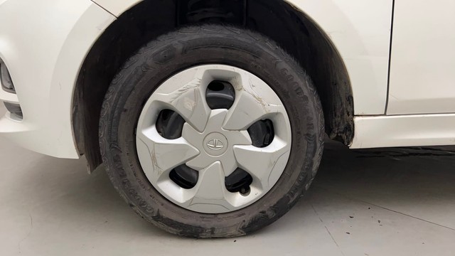 Second-hand 2022 Tata Tiago XT CNG for sale in Mumbai-20