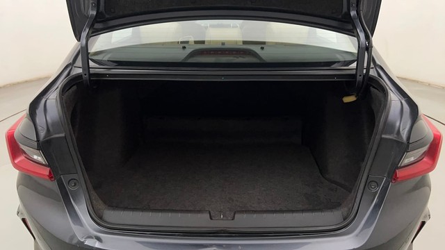 Second-hand 2022 Honda City ZX MT for sale in Mumbai-9