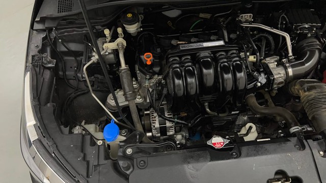 Second-hand 2022 Honda City ZX MT for sale in Mumbai-30