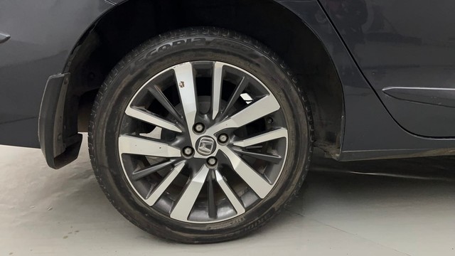 Second-hand 2022 Honda City ZX MT for sale in Mumbai-18