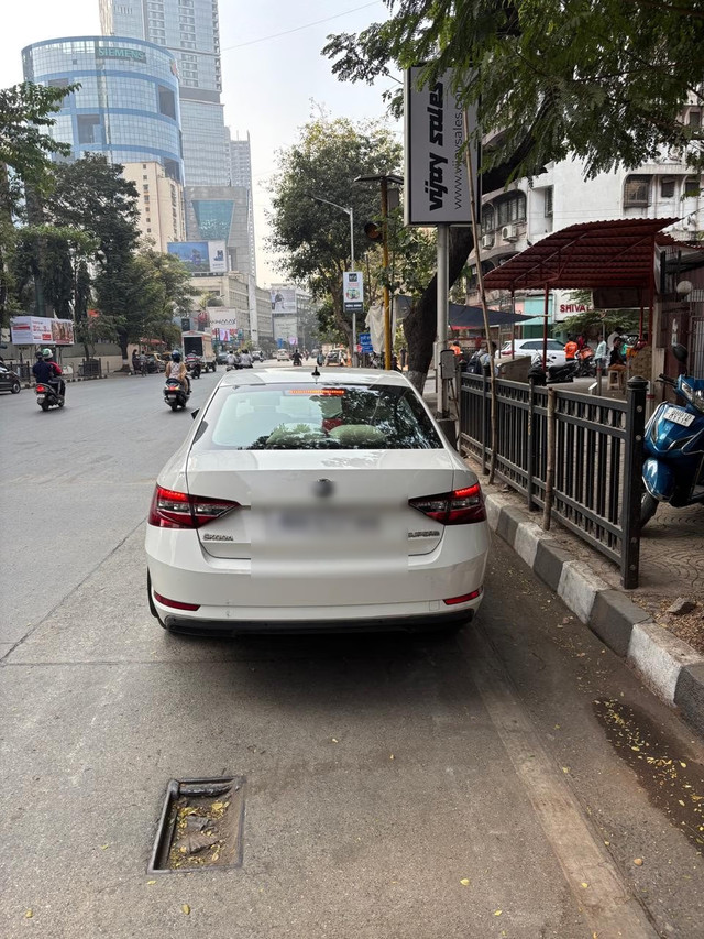 Second-hand 2017 Skoda Superb Style 1.8 TSI MT for sale in Mumbai-3