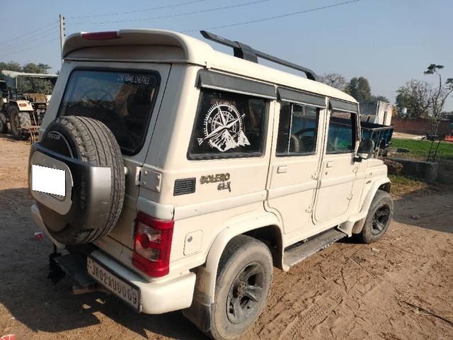 Second-hand 2011 Mahindra Bolero SLX 2WD BSIII for sale in Ranbir Singh Pura-1