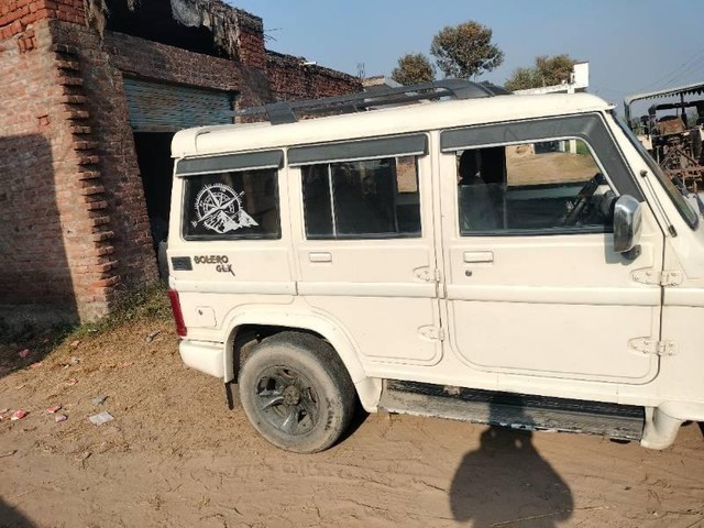 Second-hand 2011 Mahindra Bolero SLX 2WD BSIII for sale in Ranbir Singh Pura-2