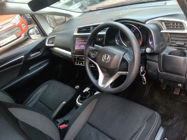 Second-hand 2019 Honda WR-V i-VTEC VX for sale in Kolkata-19