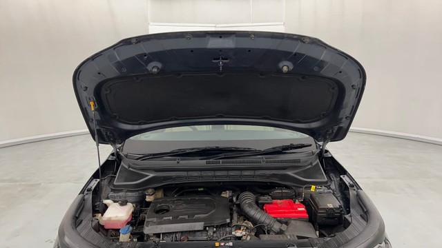 Second-hand 2022 Kia Carens Luxury Plus 6 STR Diesel for sale in Lucknow-8