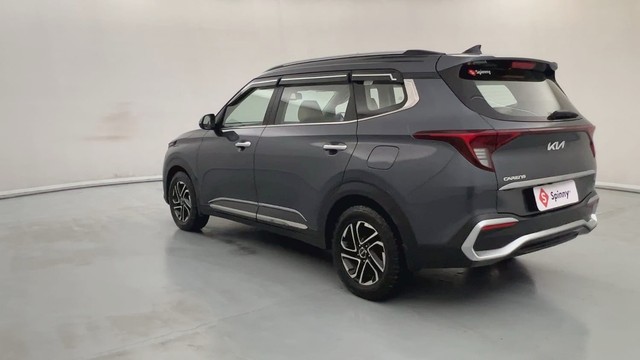 Second-hand 2022 Kia Carens Luxury Plus 6 STR Diesel for sale in Lucknow-5
