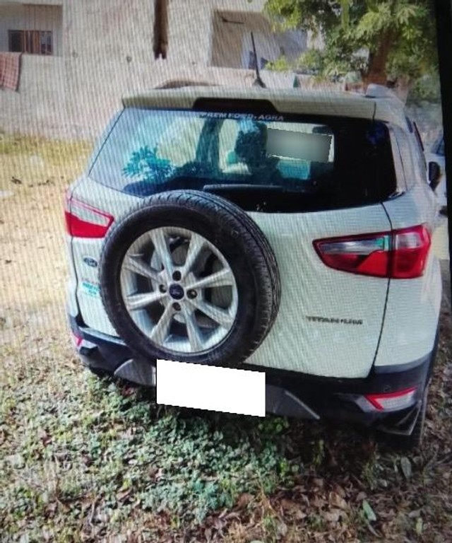Second-hand 2021 Ford Ecosport 1.5 Petrol Titanium for sale in Agra-2