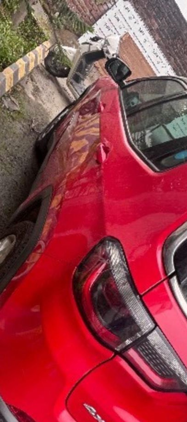 Second-hand 2017 Jeep Compass 2.0 Limited 4X4 for sale in Rudrapur-5