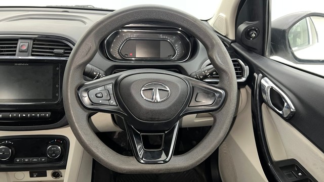 Second-hand 2022 Tata Tigor XZ Plus CNG BSVI for sale in Chandigarh-38