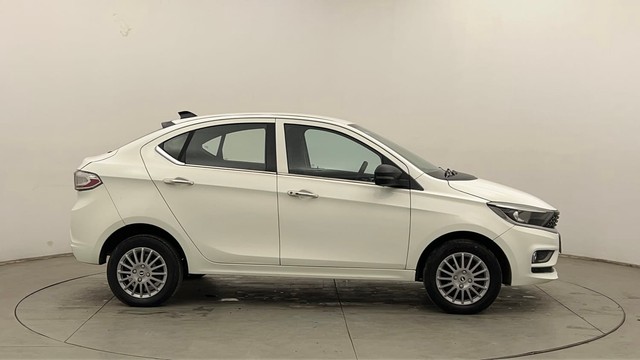 Second-hand 2022 Tata Tigor XZ Plus CNG BSVI for sale in Chandigarh-2
